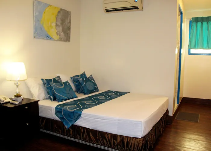Skyblue Hotel 2*